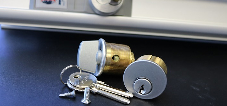 Commercial Lock Installation West Puente Valley